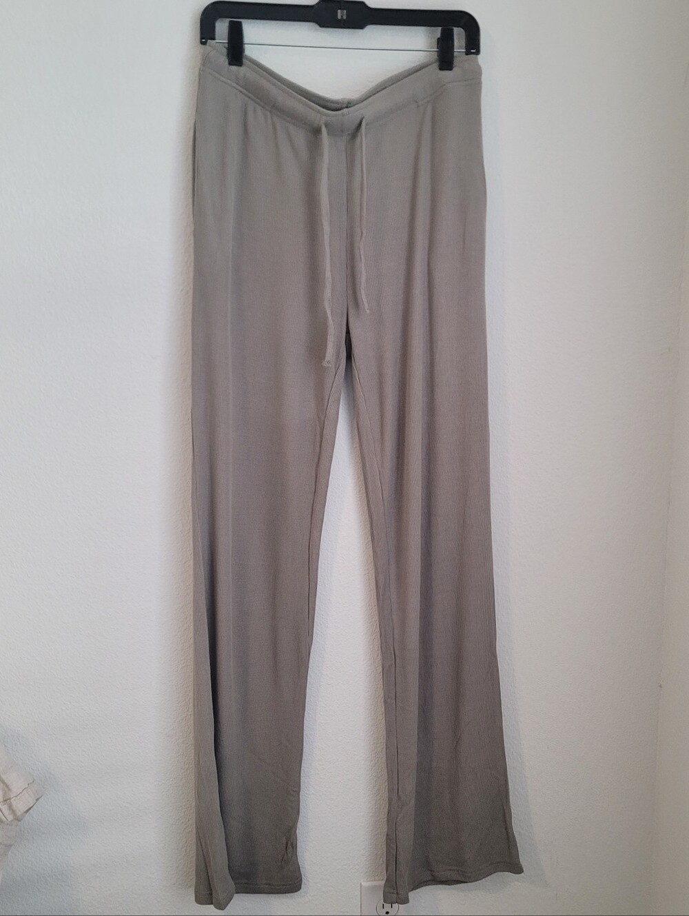 NWT Caden Lane Sage Green Bamboo Waffle Knit Lounge Pants M Pockets Drawstring